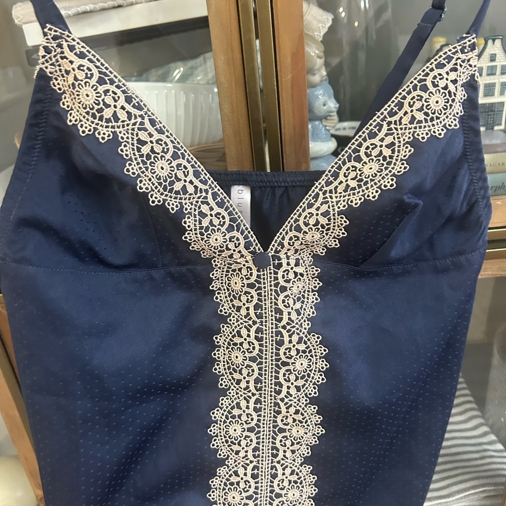 Blush Lace Trim Cami Top - Picture 4 of 8